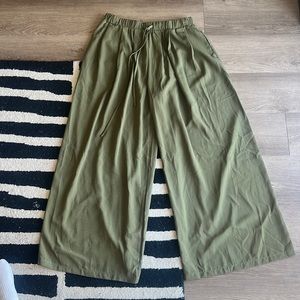NWT Green Trouser/Flowy Pant